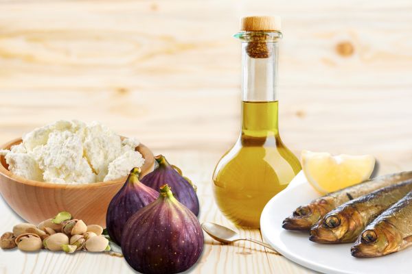 Ingredients recepta figues amb mató, sardina fumada i oli de festucs